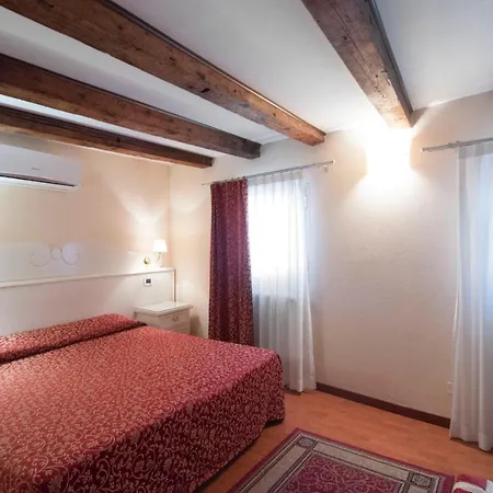 Venice Resorts GuestHouse vicino Piazzale Roma e Stazione-2